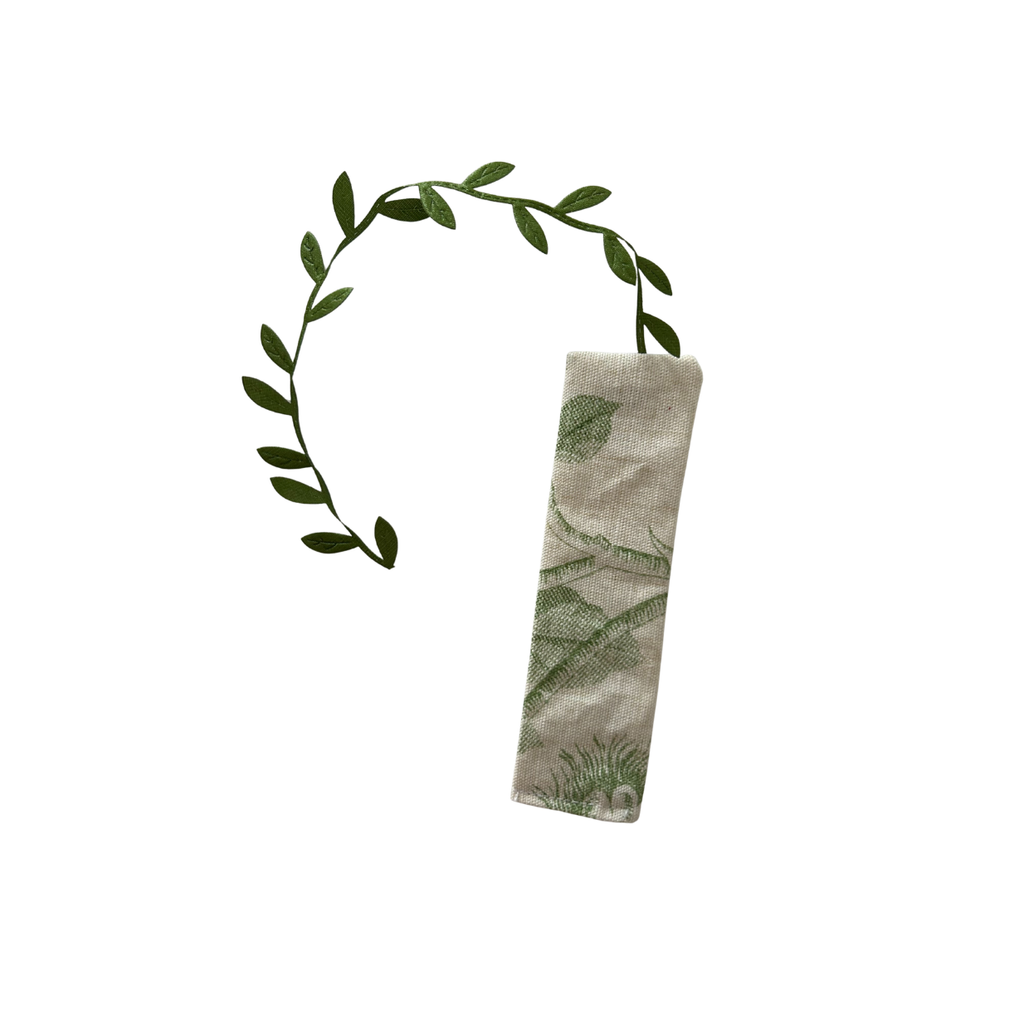 Housse protège livre + Marque-page offert - Pièce unique - Fleurs vertes