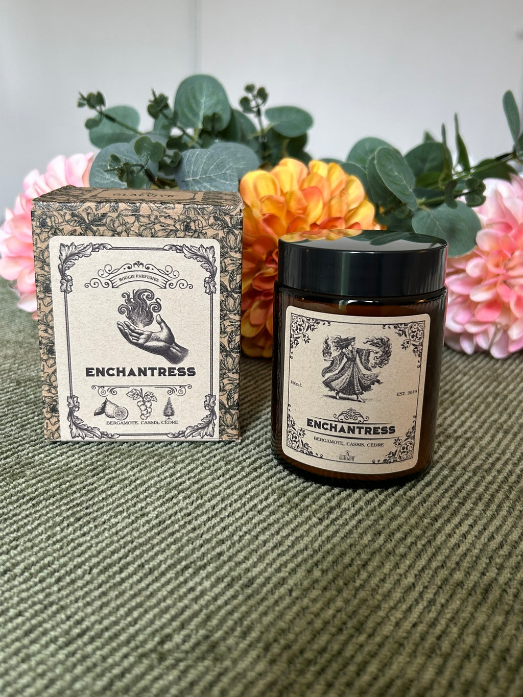 Bougie Enchantress • Bergamote, Cassis