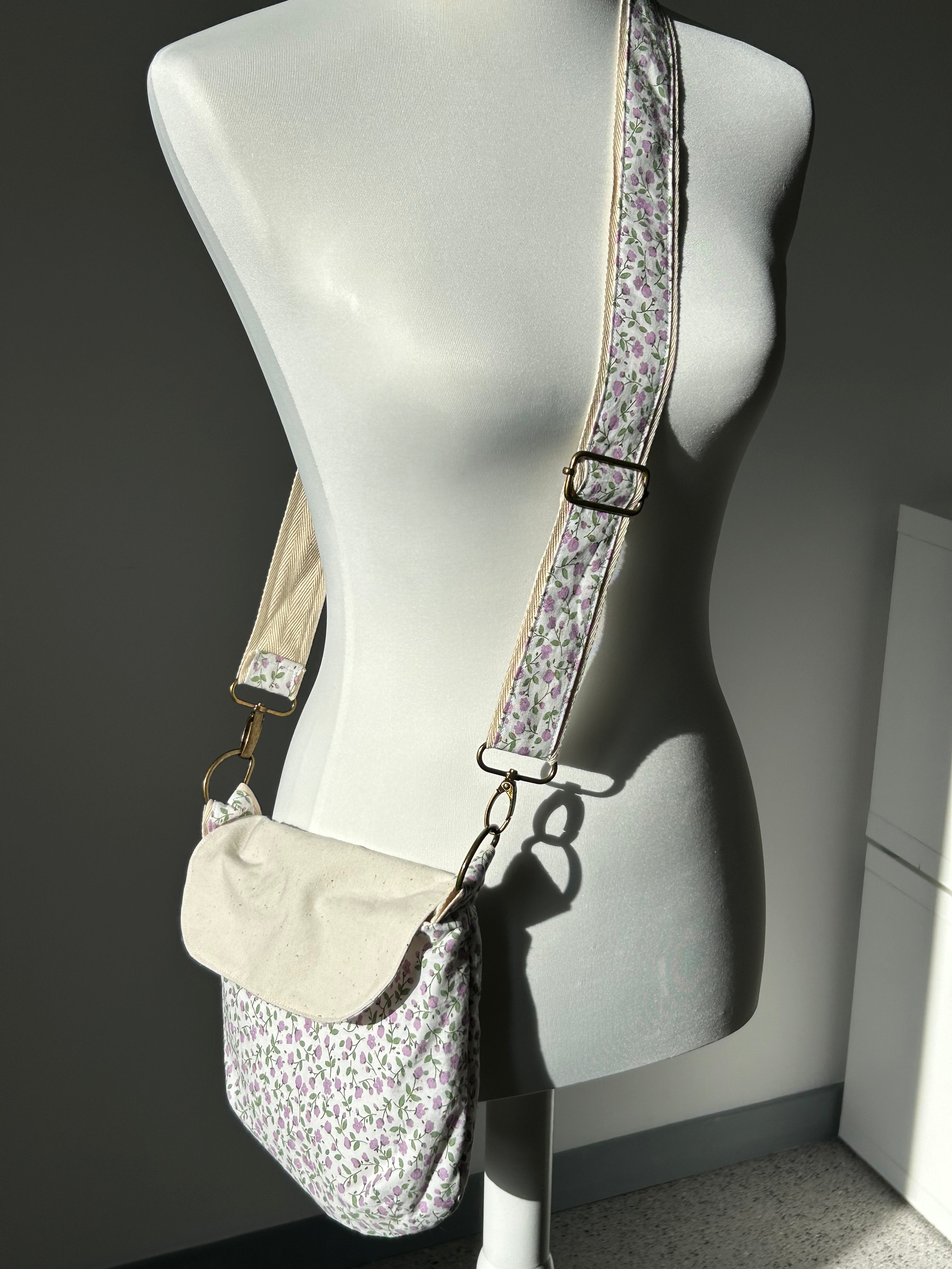 Sac besace de fées fleuri