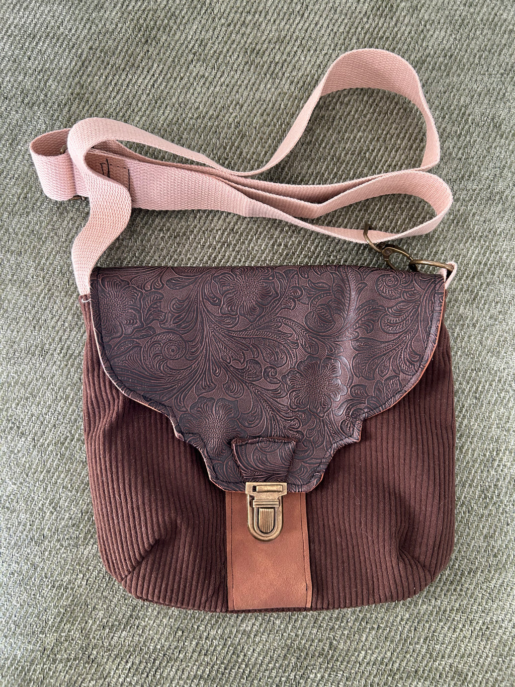 Sac besace de fée simili cuir