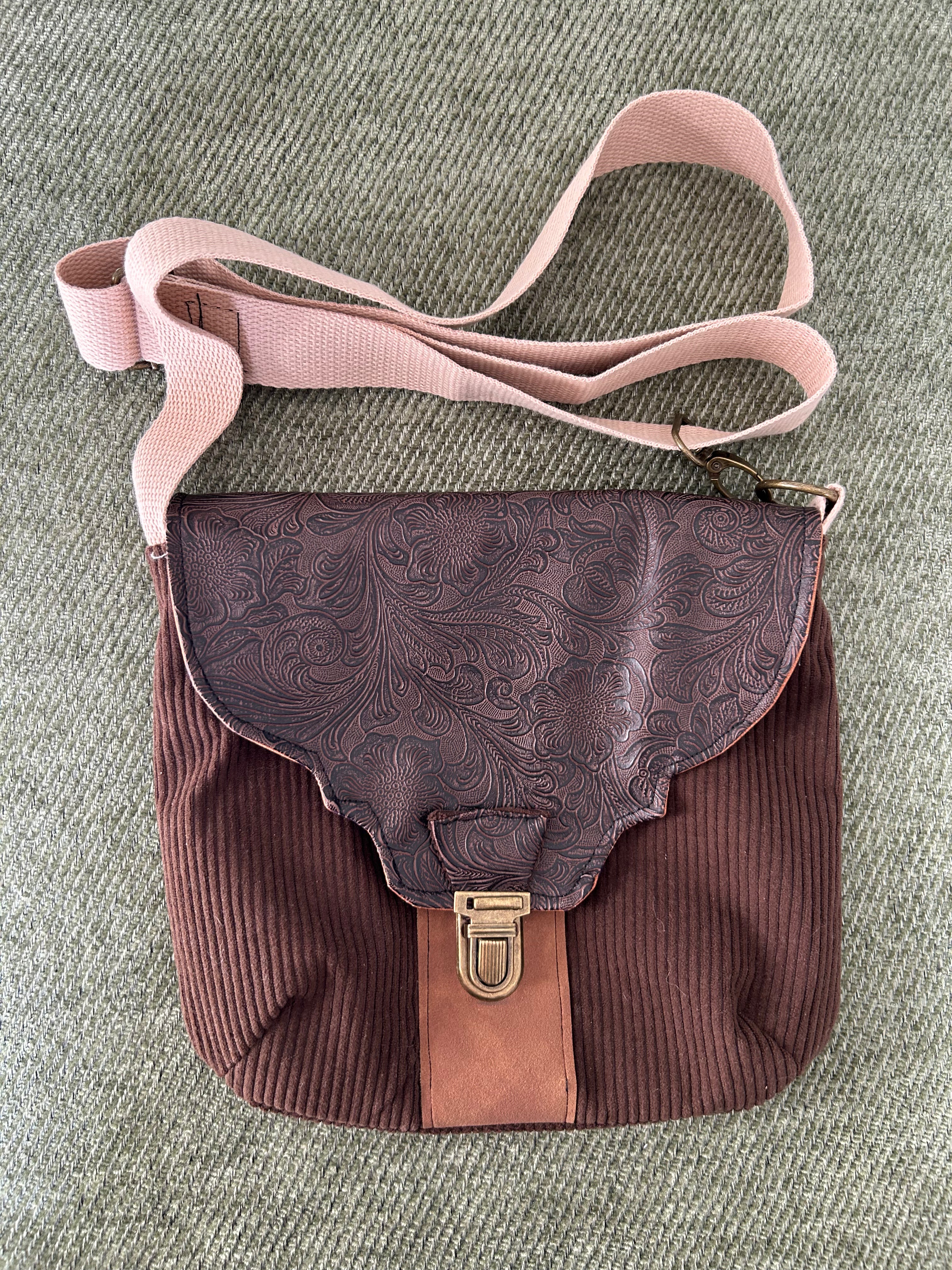 Sac besace de fée simili cuir