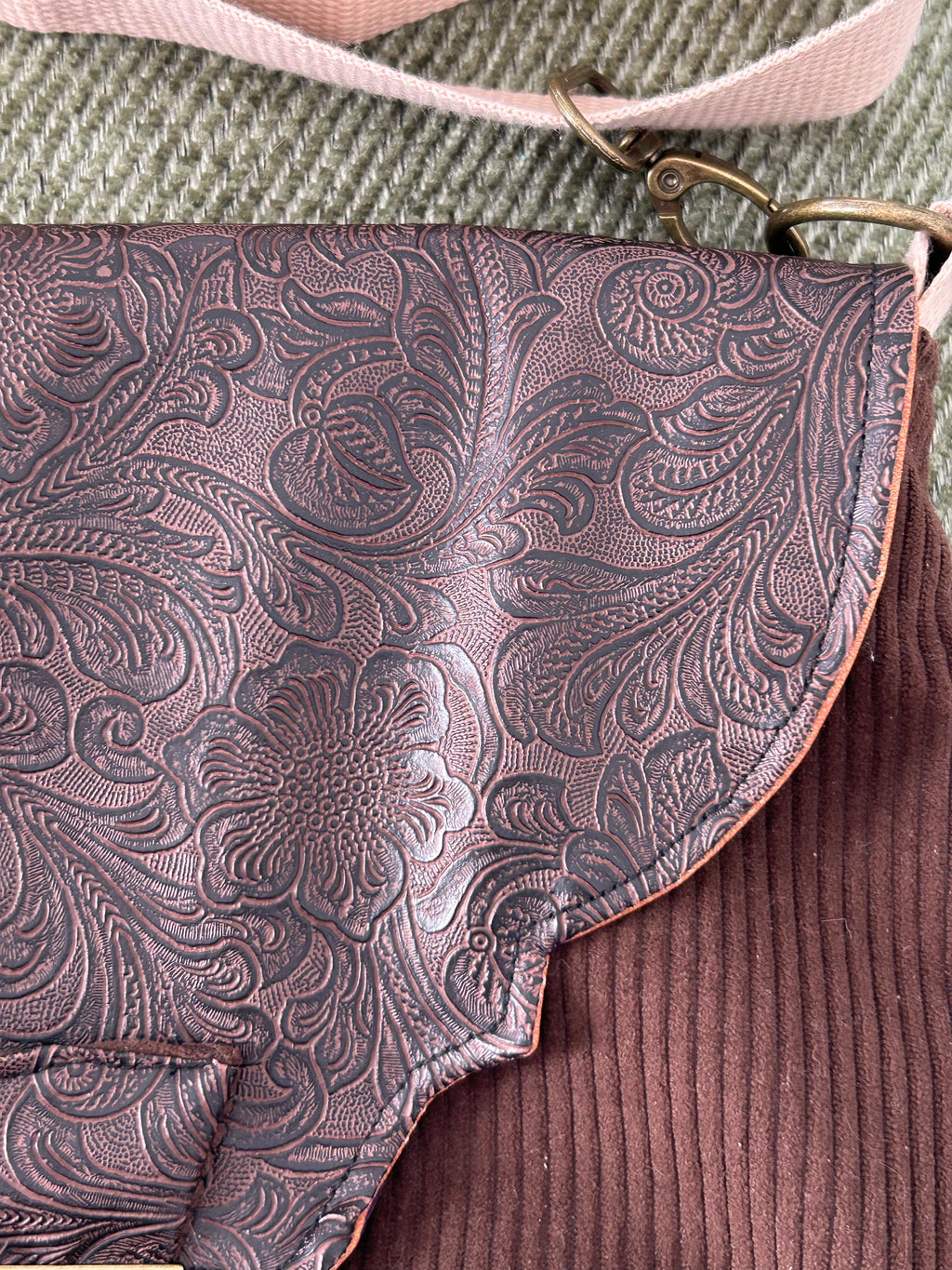 Sac besace de fée simili cuir